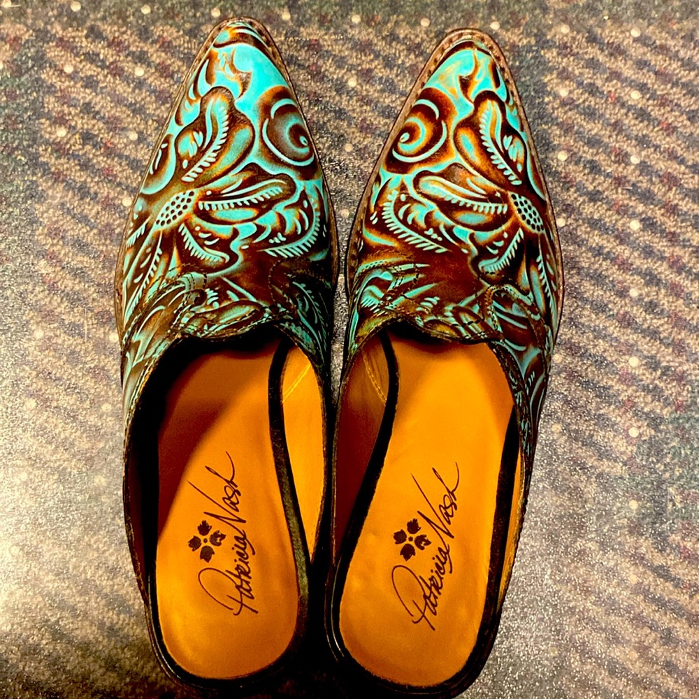 Patricia Nash turquoise tooled battista mules